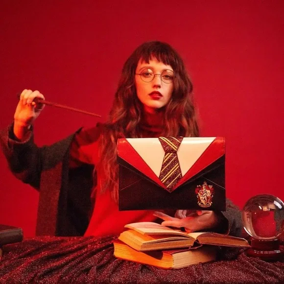 Harry Potter x Danielle Nicole Gryffindor Uniform Clutch Bag with Chain Strap - Picture 6 of 14